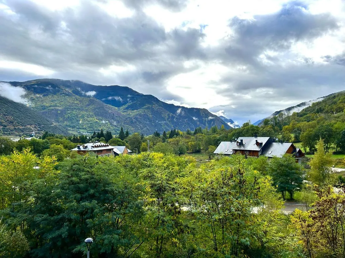 Apartment Atic De Luxe I Rustic A Esterri D'Aneu By Rural D'Aneu Spain