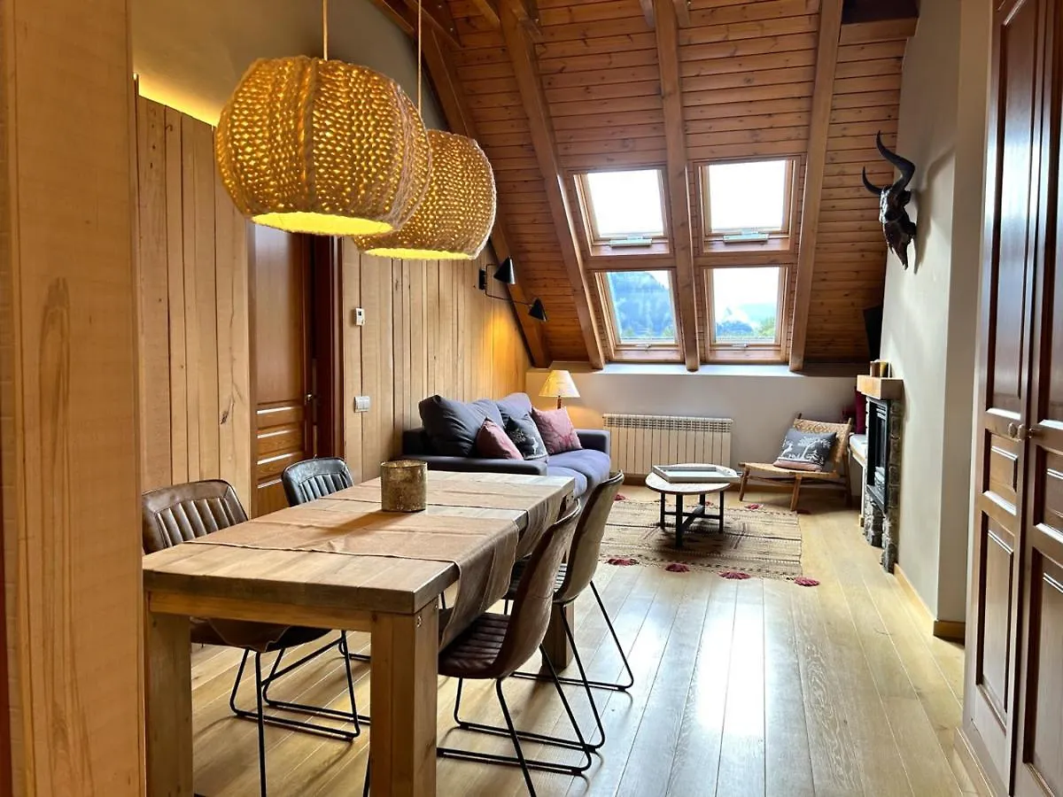 Apartment Atic De Luxe I Rustic A Esterri D'Aneu By Rural D'Aneu